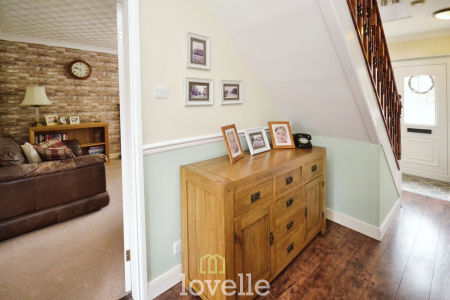 4 bedroom Detached house for sale in Dunbar Avenue, New Waltham, DN36