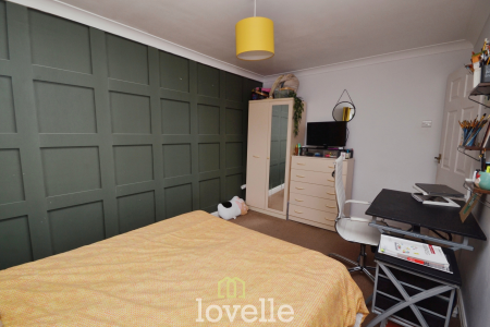 4 bedroom Detached house for sale in Dunbar Avenue, New Waltham, DN36