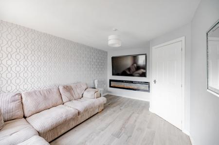 3 bedroom Semi-detached house for sale in Heathland Way, Humberston, DN36