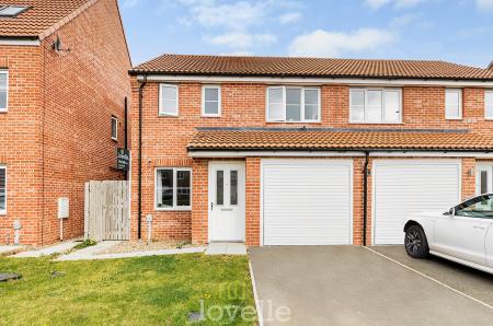 Heathland Way, Humberston, DN36