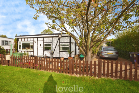 2 bedroom Chalet for sale in Humberston Fitties, Humberston, DN36