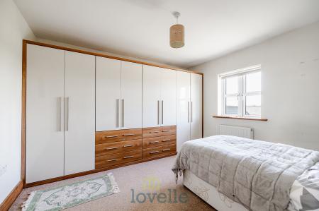 5 bedroom Detached house for sale in Humberston Road, Tetney, DN36