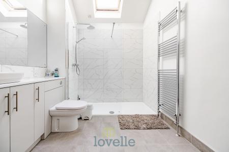 5 bedroom Detached house for sale in Humberston Road, Tetney, DN36