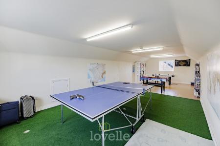 4 bedroom Detached house for sale in Kempton Vale, Cleethorpes, DN35