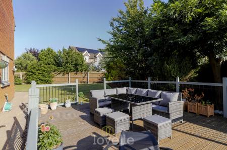 4 bedroom Detached house for sale in Kempton Vale, Cleethorpes, DN35