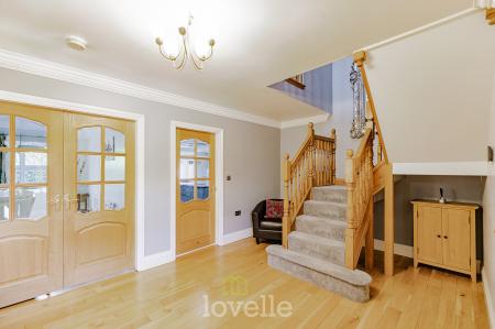 4 bedroom Detached house for sale in Kempton Vale, Cleethorpes, DN35