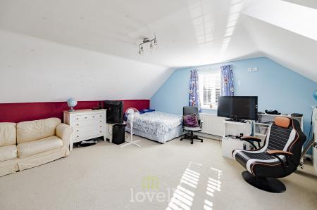 4 bedroom Detached house for sale in Kempton Vale, Cleethorpes, DN35