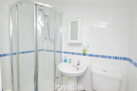 5 bedroom Detached house for sale in Lock Road, North Cotes, DN36