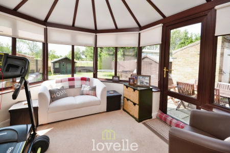 5 bedroom Detached house for sale in Lock Road, North Cotes, DN36