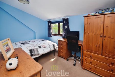 5 bedroom Detached house for sale in Lock Road, North Cotes, DN36