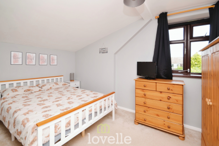 5 bedroom Detached house for sale in Lock Road, North Cotes, DN36