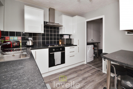3 bedroom Terraced House for sale in Samphire Close, North Cotes, DN36