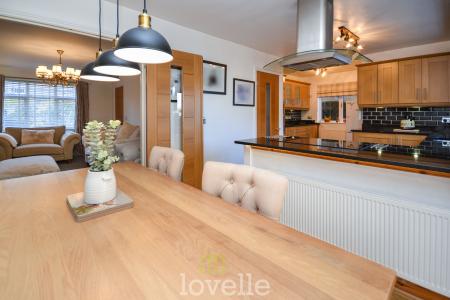 5 bedroom Detached house for sale in St Johns Gate, Tetney, DN36