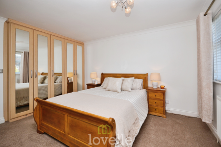 5 bedroom Detached house for sale in St Johns Gate, Tetney, DN36