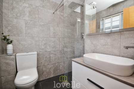 5 bedroom Detached house for sale in St Johns Gate, Tetney, DN36