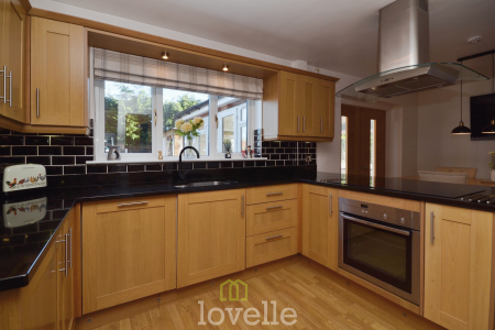 5 bedroom Detached house for sale in St Johns Gate, Tetney, DN36