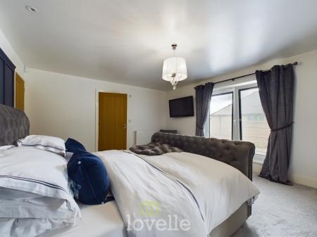 4 bedroom Detached house for sale in Stable Mews, Tetney, DN36