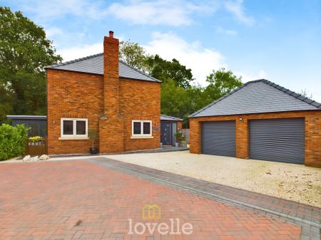 4 bedroom Detached house for sale in Stable Mews, Tetney, DN36