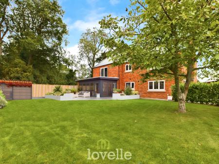 4 bedroom Detached house for sale in Stable Mews, Tetney, DN36