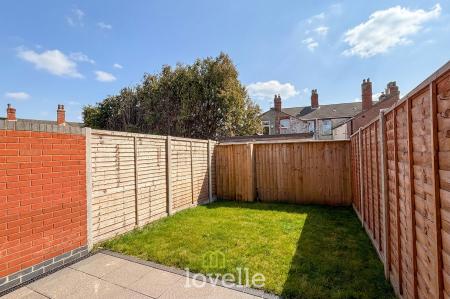 2 bedroom Town house for sale in Stable Mews, Cleethorpes, DN35