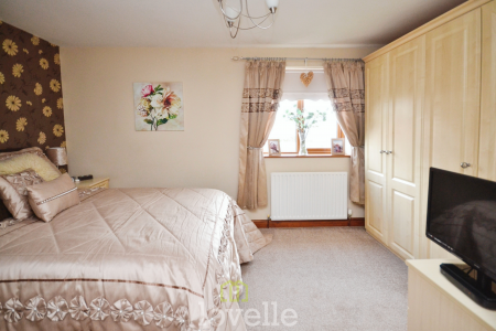 3 bedroom Detached house for sale in Swaby Close, Marshchapel, DN36