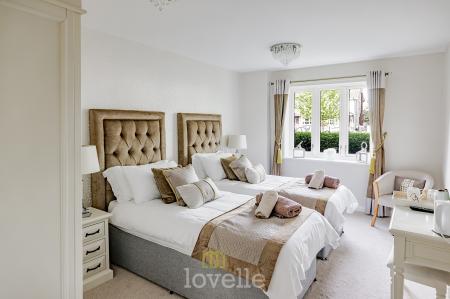 1 bedroom Apartment for sale in Taylors Avenue, Cleethorpes, DN35