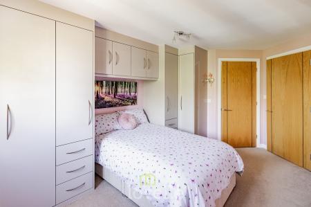 1 bedroom Apartment for sale in Taylors Avenue, Cleethorpes, DN35