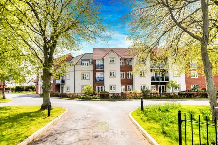 1 bedroom Apartment for sale in Taylors Avenue, Cleethorpes, DN35