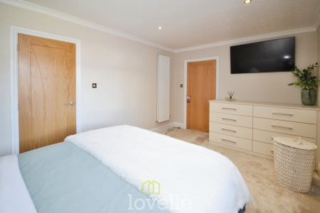 3 bedroom Bungalow for sale in Tetney Road, Humberston, DN36