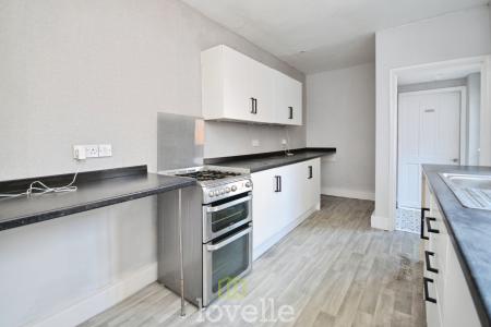 3 bedroom Terraced House for sale in Tiverton Street, Cleethorpes, DN35