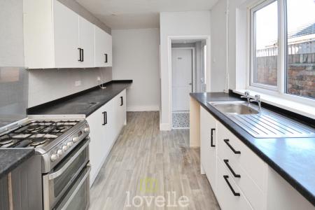 3 bedroom Terraced House for sale in Tiverton Street, Cleethorpes, DN35