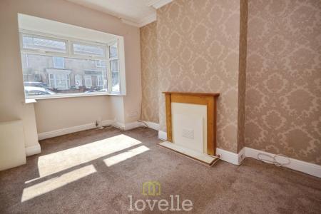 3 bedroom Terraced House for sale in Tiverton Street, Cleethorpes, DN35