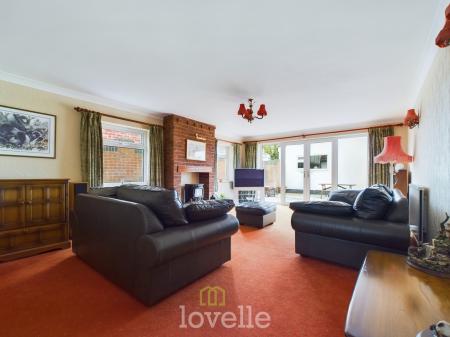 4 bedroom Detached house for sale in Walk Lane, Humberston, DN36