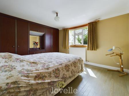 4 bedroom Detached house for sale in Walk Lane, Humberston, DN36