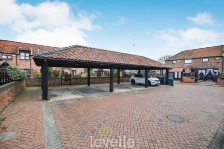 2 bedroom Cottage for sale in Whitehall Country Cottages, Cleethorpes, DN35