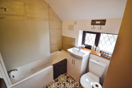2 bedroom Cottage for sale in Whitehall Country Cottages, Cleethorpes, DN35