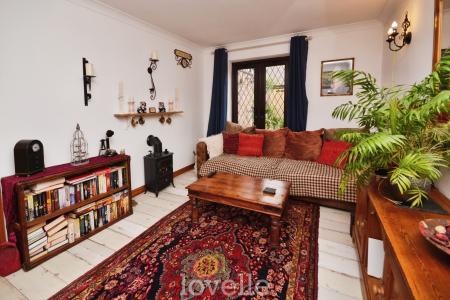 2 bedroom Cottage for sale in Whitehall Country Cottages, Cleethorpes, DN35