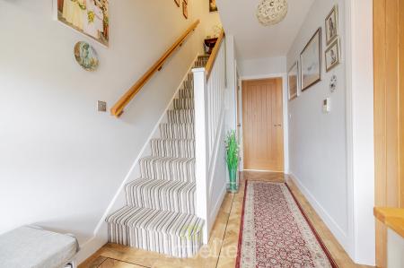 3 bedroom Semi-detached house for sale in Winter Gardens Close, Cleethorpes, DN35