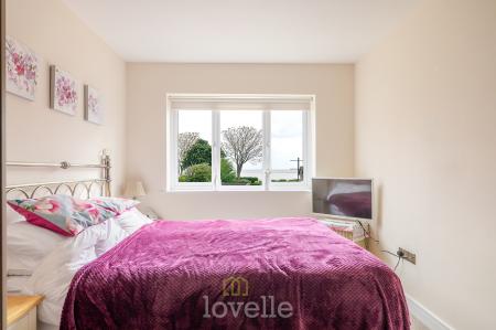 3 bedroom Semi-detached house for sale in Winter Gardens Close, Cleethorpes, DN35