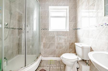 5 bedroom Detached house for sale in North Sea Lane, Humberston, DN36