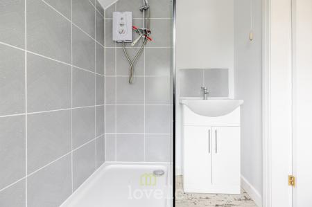 3 bedroom Semi-detached house for sale in Princes Road, Cleethorpes, DN35