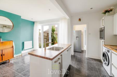 3 bedroom Semi-detached house for sale in Princes Road, Cleethorpes, DN35