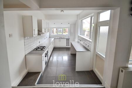 2 bedroom Terraced House for sale in Rowston Street, Cleethorpes, DN35