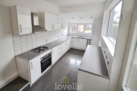 2 bedroom Terraced House for sale in Rowston Street, Cleethorpes, DN35