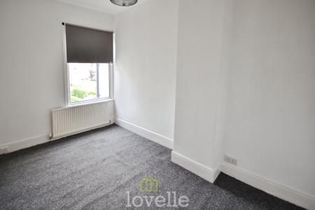 2 bedroom Terraced House for sale in Rowston Street, Cleethorpes, DN35