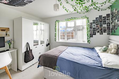 4 bedroom Detached house for sale in Alder Avenue, Humberston, DN36