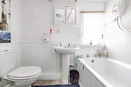 2 bedroom Chalet for sale in Humberston Fitties, Humberston, DN36