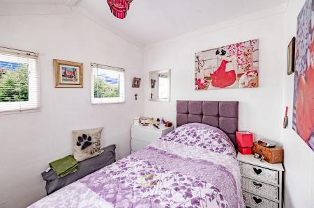 2 bedroom Chalet for sale in Humberston Fitties, Humberston, DN36