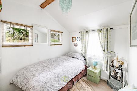 2 bedroom Chalet for sale in Humberston Fitties, Humberston, DN36