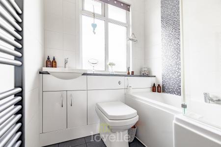 3 bedroom Semi-detached house for sale in Queens Parade, Cleethorpes, DN35